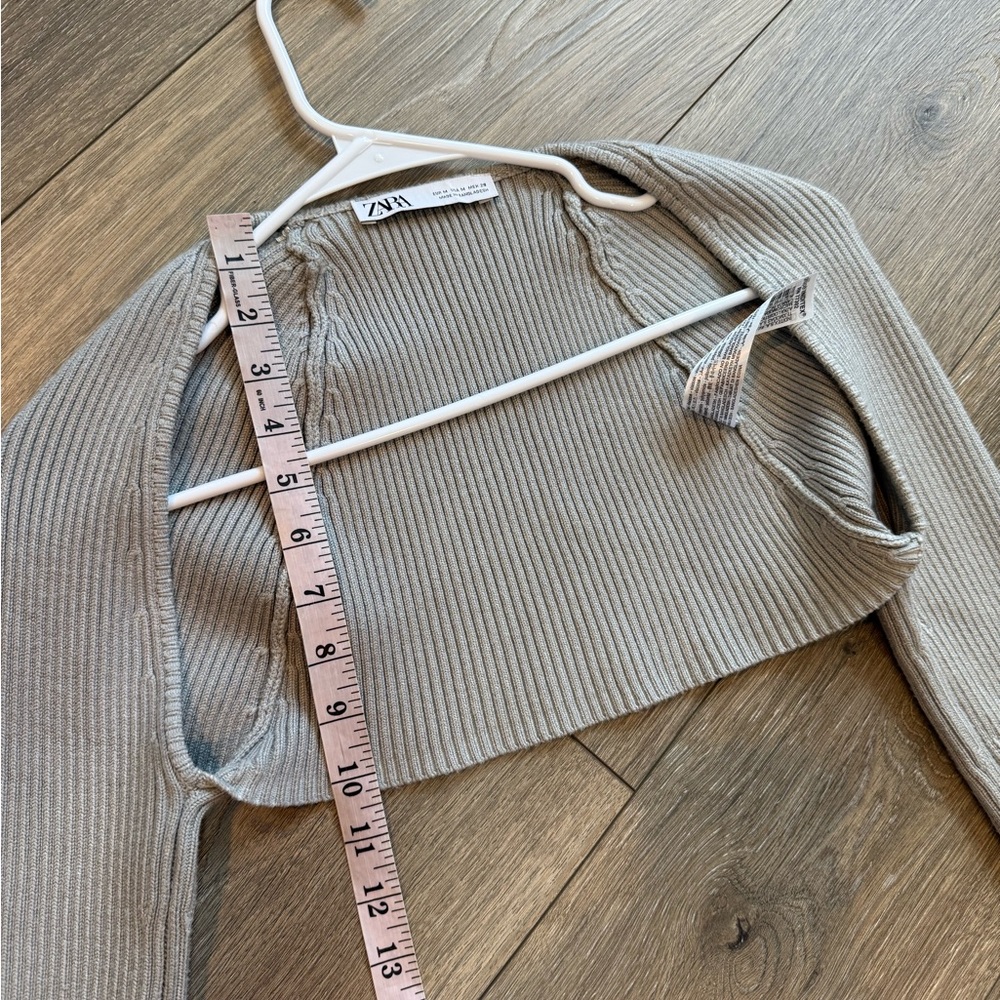 Zara Light Gray Ribbed Cropped Cardigan - Picture 8 of 10